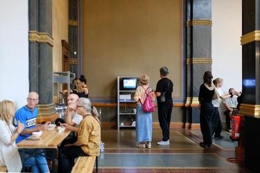 Das Glück Ist Nicht Immer Lustig