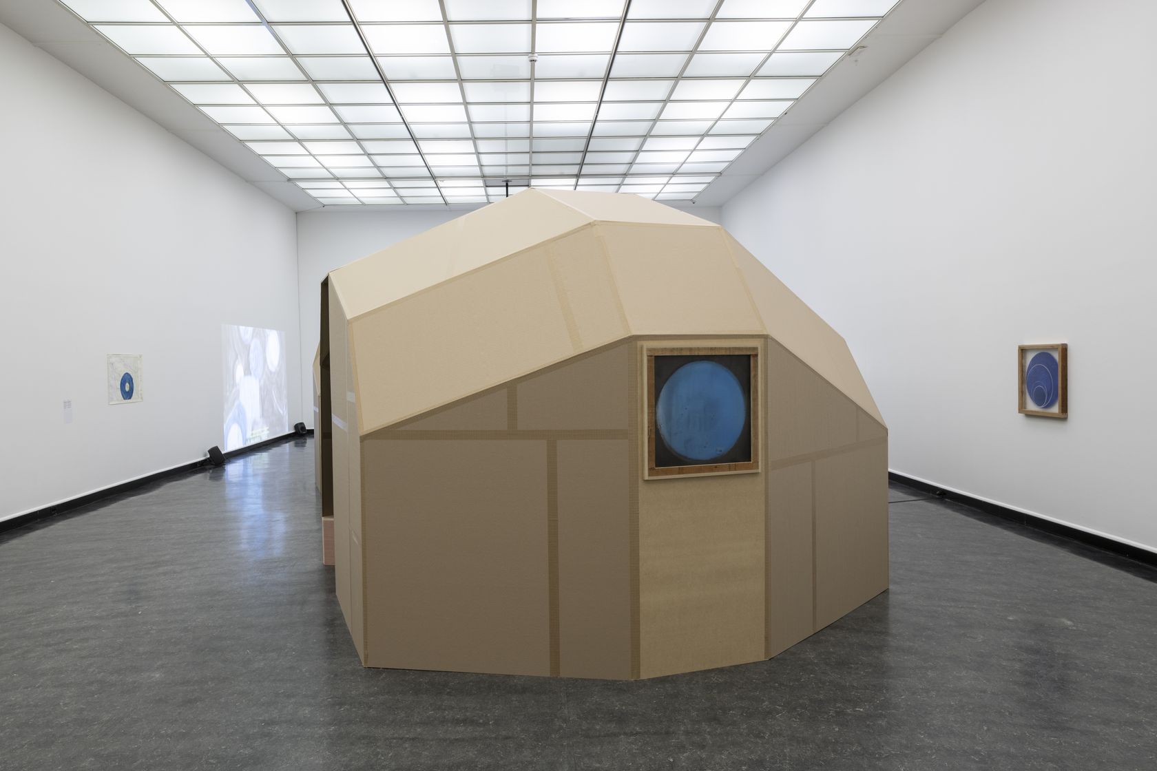 Oscar Tuazon - Water School