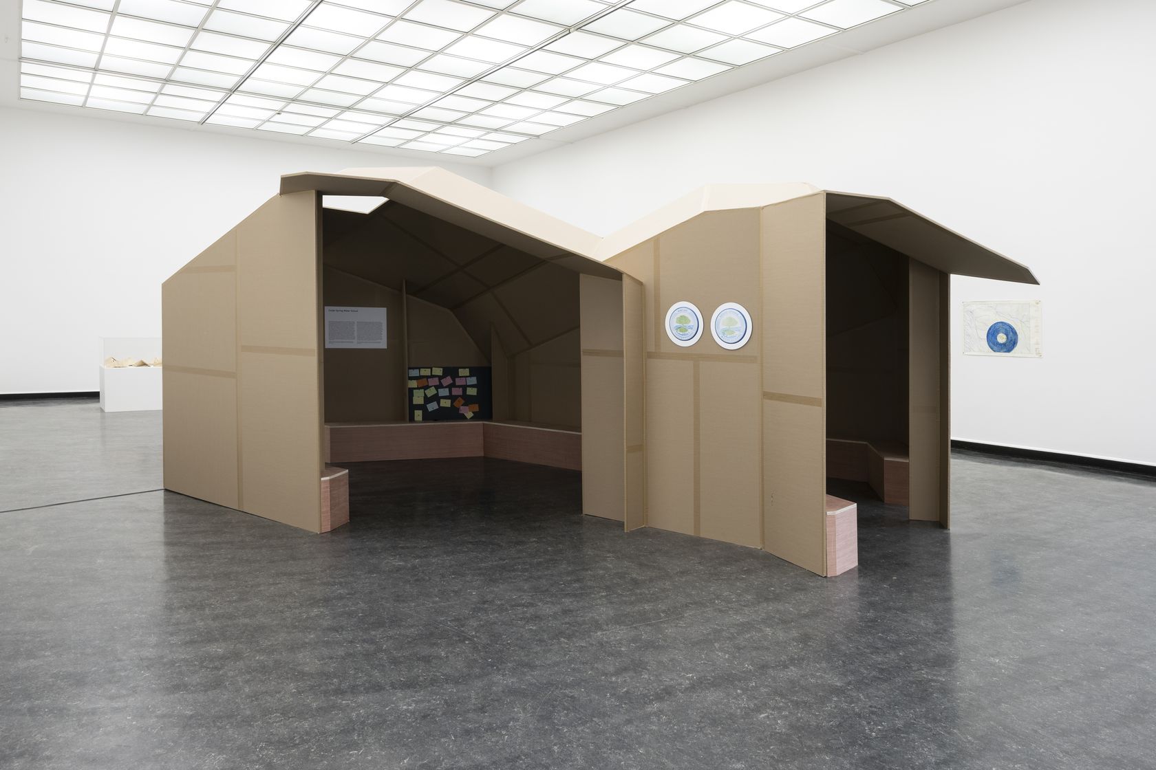 Oscar Tuazon - Water School