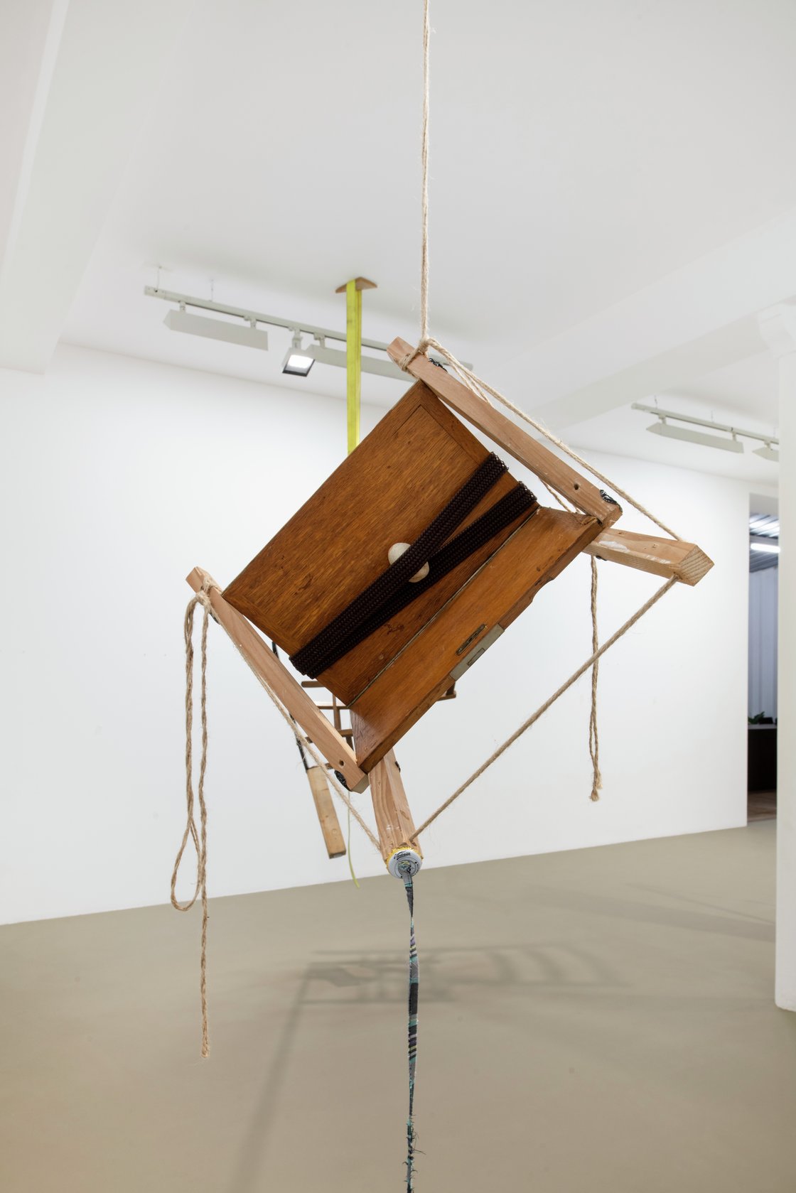 Abraham Cruzvillegas, Untitled portable sculpture (La Señora de Las Nueces) 4, 2020-2021