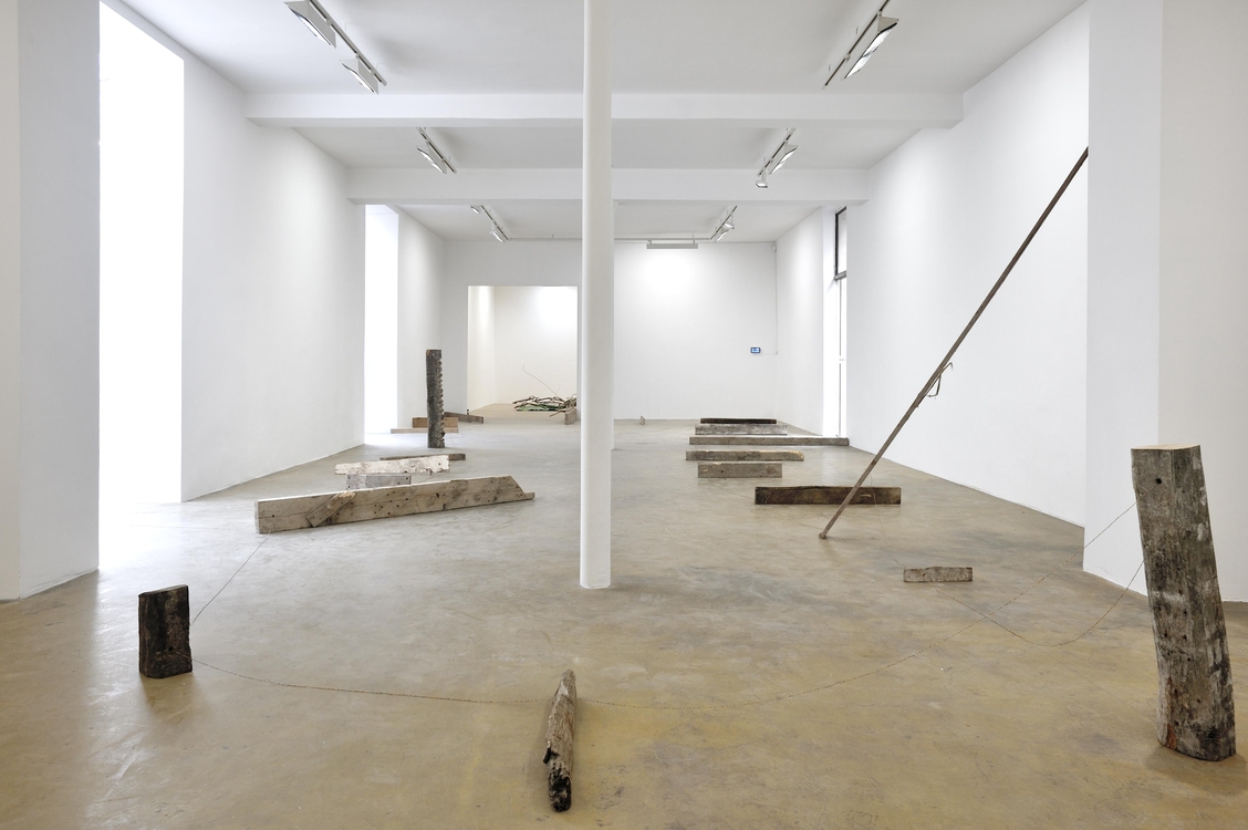 Autodestrucción 3:  Avant et après le voyage de AA à la terre rouge