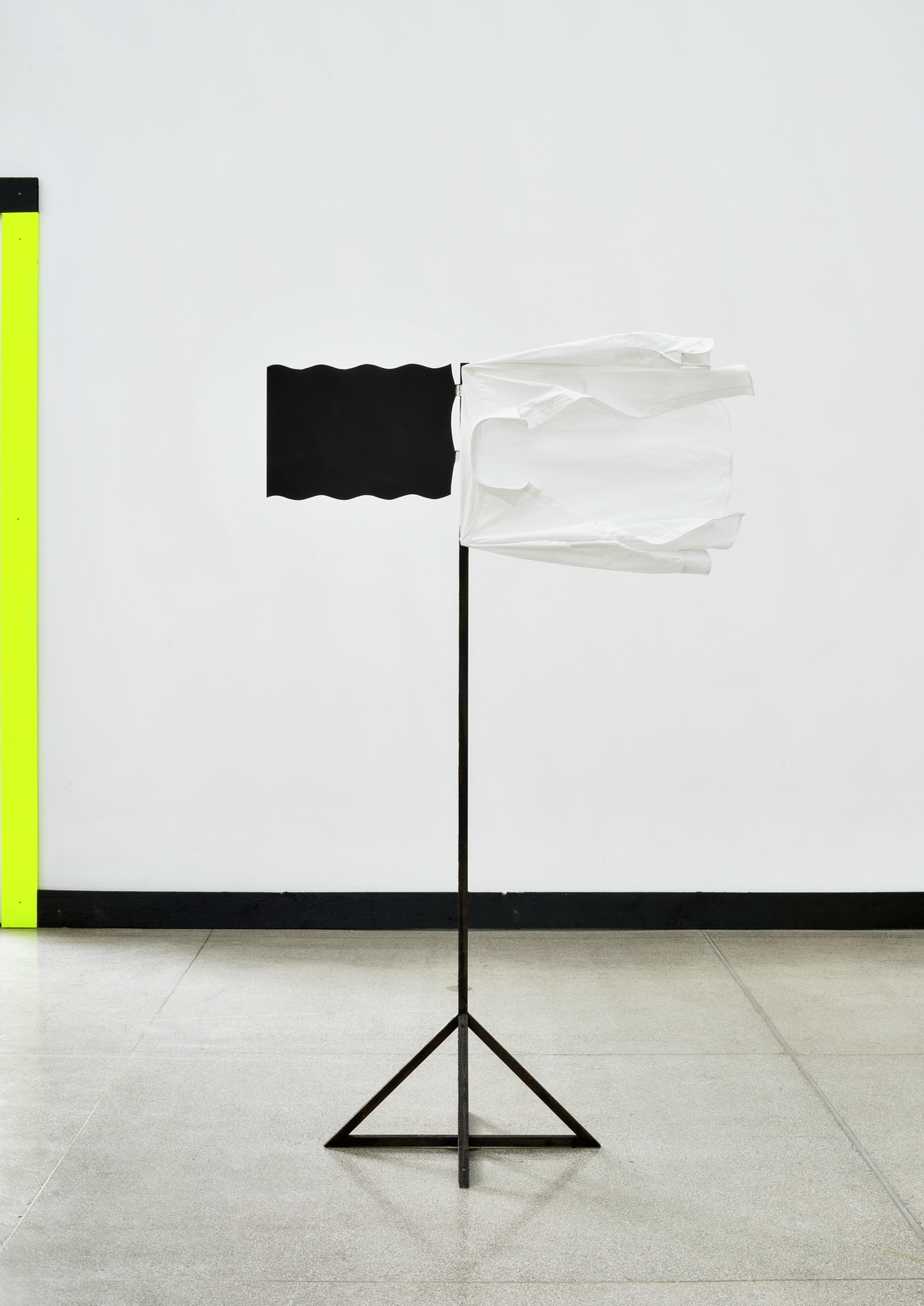 Jean-Luc Moulène, The Secession Knot (5.1)