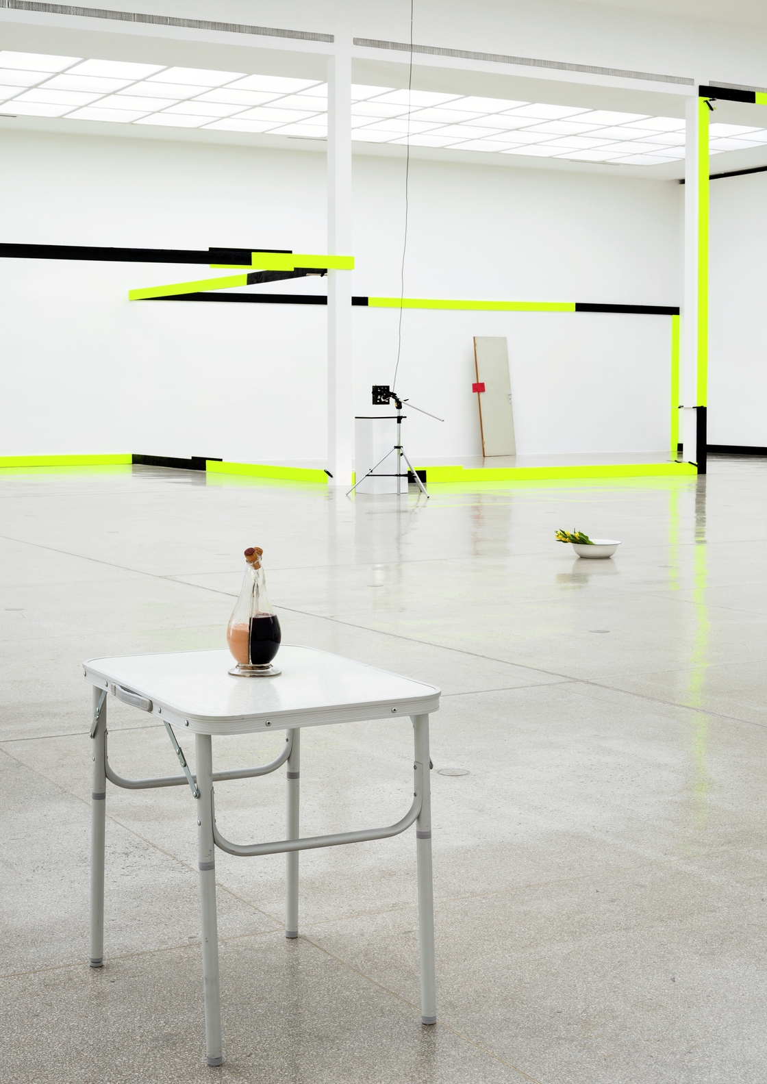 Jean-Luc Moulène, The Secession Knot (5.1)