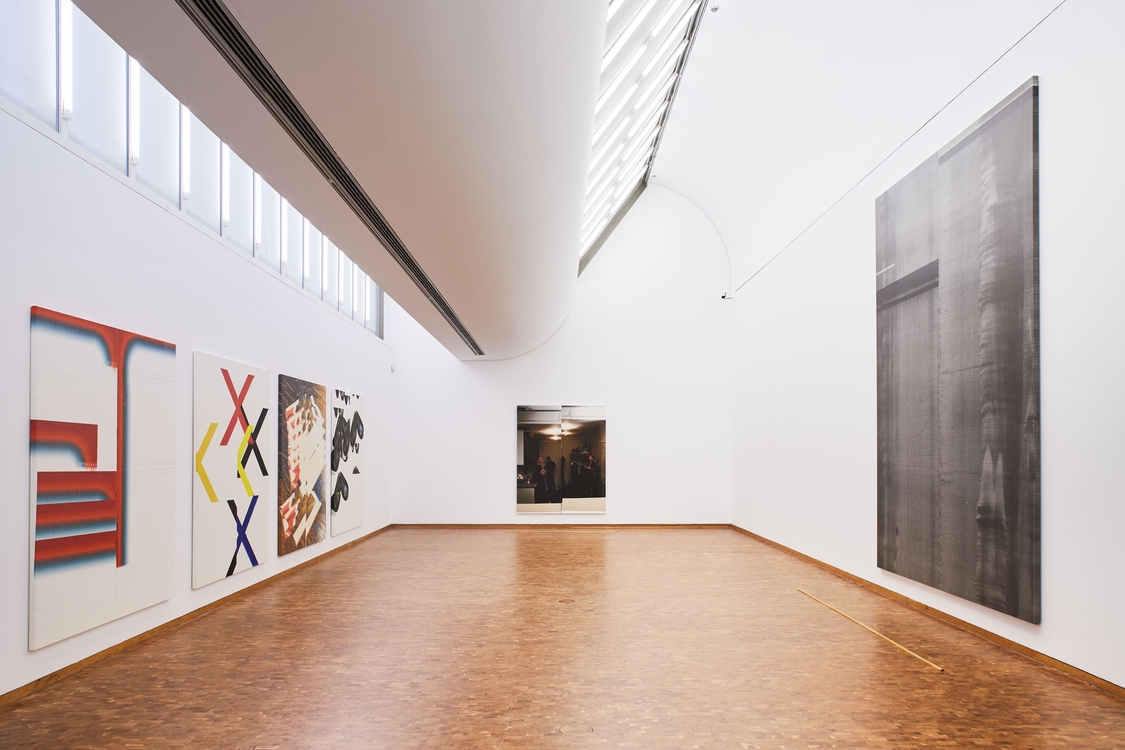 WADE GUYTON ZWEI DEKADEN MCMXCIX–MMXIX