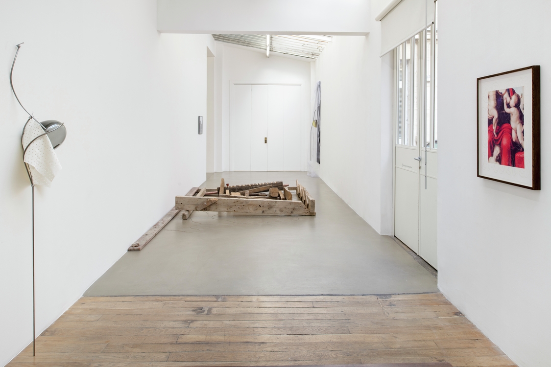 Scènes dans une bulle de cristal — Seen in a crystal ball