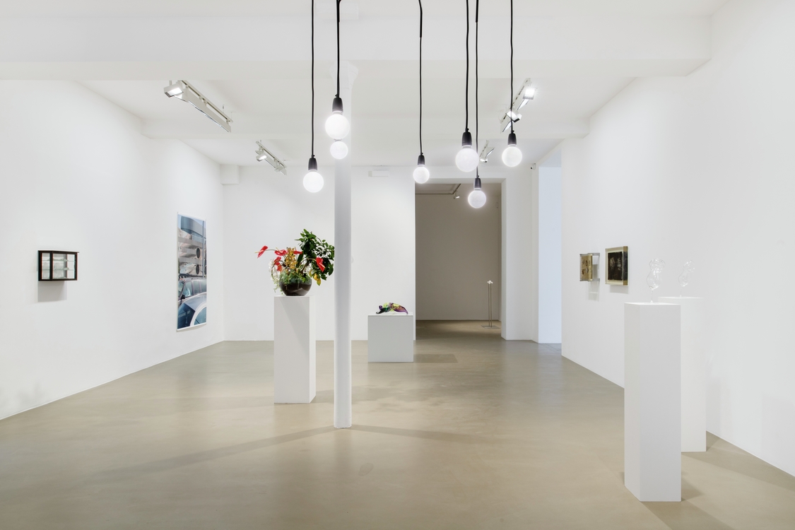 Scènes dans une bulle de cristal — Seen in a crystal ball