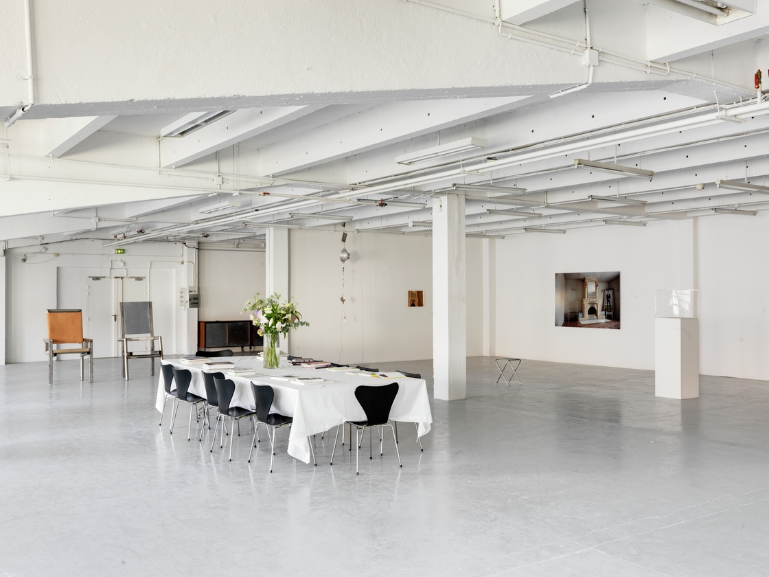 Intérieur jour