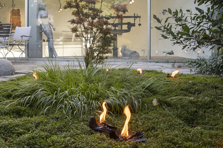 Replica, Chantal Crousel x Jean-David Cahn — Bagnolet